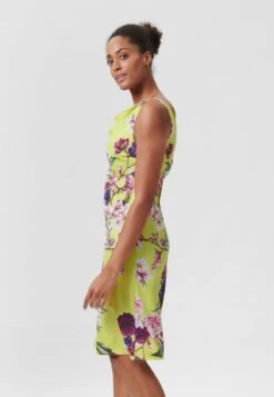 MIT FLORALDRUCK UND WASSERFALL-AUSSCHNITT - Etuikleid - Limone/multicolor -Madeleine Mode 04e8bb19b77c4cdfb82248b5b8c0f9af