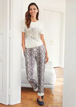 T-Shirt Mit Extravagantem Print Champagner / Multicolor 13 T-Shirt Mit Extravagantem Print Champagner / Multicolor -Madeleine Mode 07ee4c29b303b328133218fc0d50eee5