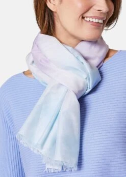 Batikschal Mit Seide Wasserblau / Flieder -Madeleine Mode 09aeaae77166862d09e656052fb44e6d