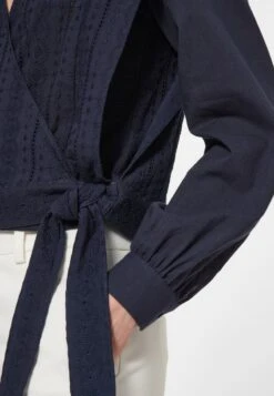 WICKEL MIT -STICKEREI - Bluse - Marine -Madeleine Mode 0d50d38aa75f436fbec1e942784ee3fb