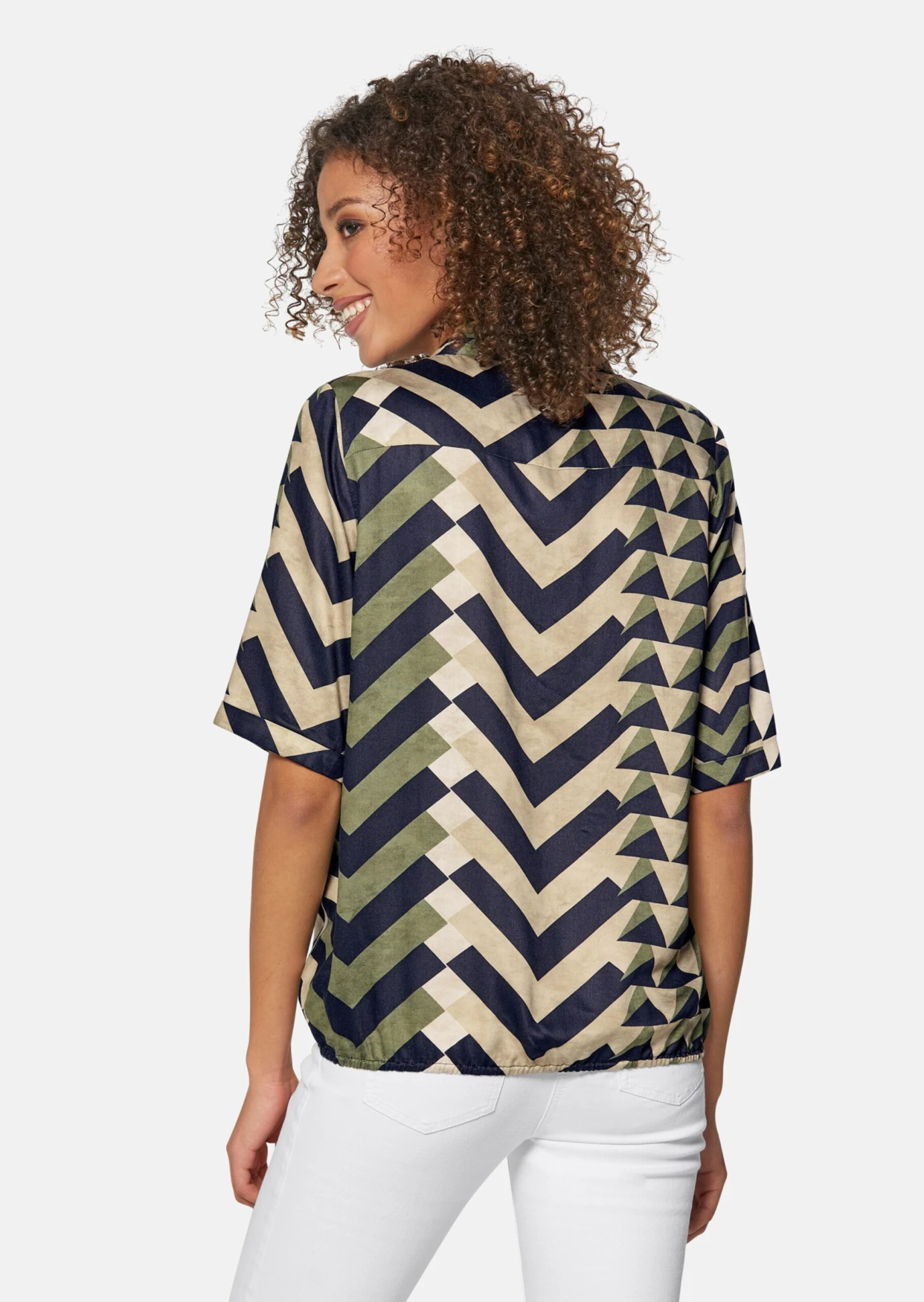 Wickelbluse Mit Muster Oliv / Multicolor 5 Wickelbluse Mit Muster Oliv / Multicolor – Bild 3