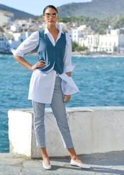 Kurze Leinenweste Hellkobaltblau 15 Kurze Leinenweste Hellkobaltblau -Madeleine Mode 169d6c2b67daea3d76095392defa816f