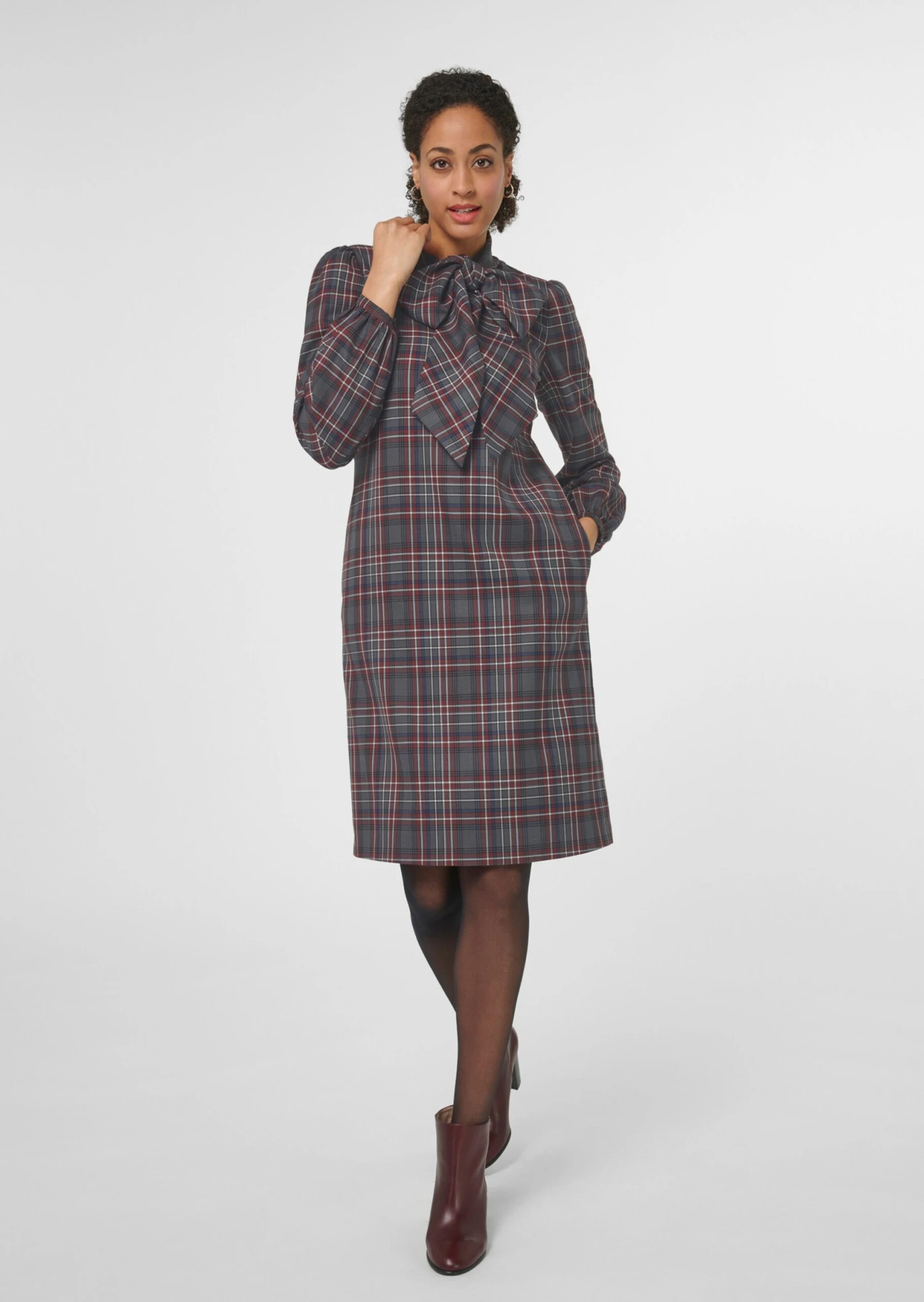 Kleid Anthrazit / Multicolor 4 Kleid Anthrazit / Multicolor – Bild 2