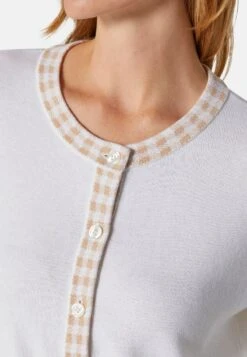 MIT VICHY-KARO-AKZENTEN - Strickjacke - Wollweiß/grege 11 MIT VICHY-KARO-AKZENTEN - Strickjacke - Wollweiß/grege -Madeleine Mode 1eb3ba8762ce4e4cb62216cabfd19970