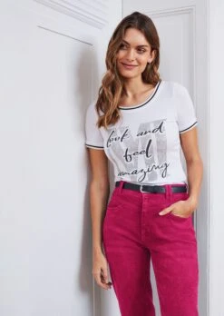 Statement-Shirt Mit U-Boot-Ausschnitt Weiß