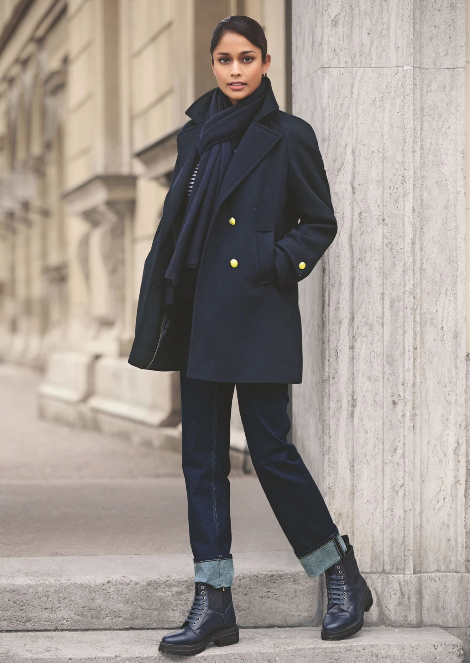 Schnürboots Mit Profilsohle Marine 4 Schnürboots Mit Profilsohle Marine – Bild 2