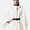 Cape Mit Kapuze Wollweiß -Madeleine Mode 2a66fa67f99c22da83d16a84de510ce0