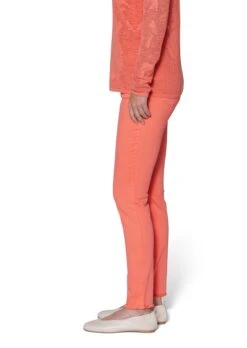 Jeans Mit Feinem Fransensaum Koralle 10 Jeans Mit Feinem Fransensaum Koralle -Madeleine Mode 2ec8b99fd337eb3a0e19358d55a56f6b