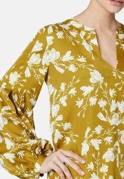 BLUMEN MIT VOLUMINÖSEN TREND ÄRMELN - Bluse - Lorbeergrün Wollweiß -Madeleine Mode 358123c7c3fc4a208f2826c3532ddb96