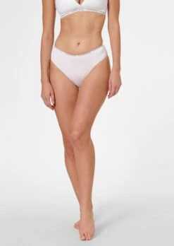 Klassischer Slip Weiß