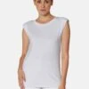 Ärmelloses Shirt Mit Modischer Schulterbetonung Weiß 2 Ärmelloses Shirt Mit Modischer Schulterbetonung Weiß -Madeleine Mode 41d76c4bbe68f723aa03d46043cfc548