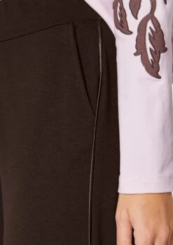 Loungepants Mit Edlem Satinstreifen Mocca -Madeleine Mode 4b3b02b328d145940dd995b4247dccc4