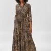 MIT ANIMALPRINT UND STUFENVOLANTS - Maxikleid - Schwarz/sandbraun -Madeleine Mode 5711a708bd204d4090edddc939426069