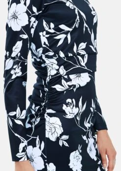 Kleid Mit Blütendruck Und Raffung Marine / Weiß 13 Kleid Mit Blütendruck Und Raffung Marine / Weiß -Madeleine Mode 5c40b672349adfc579afa7c1655d3cbb