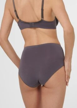 Taillenslip Mit Spitzeneinsätzen Bleigrau -Madeleine Mode 606622e163e1fd01be9132388911c35f