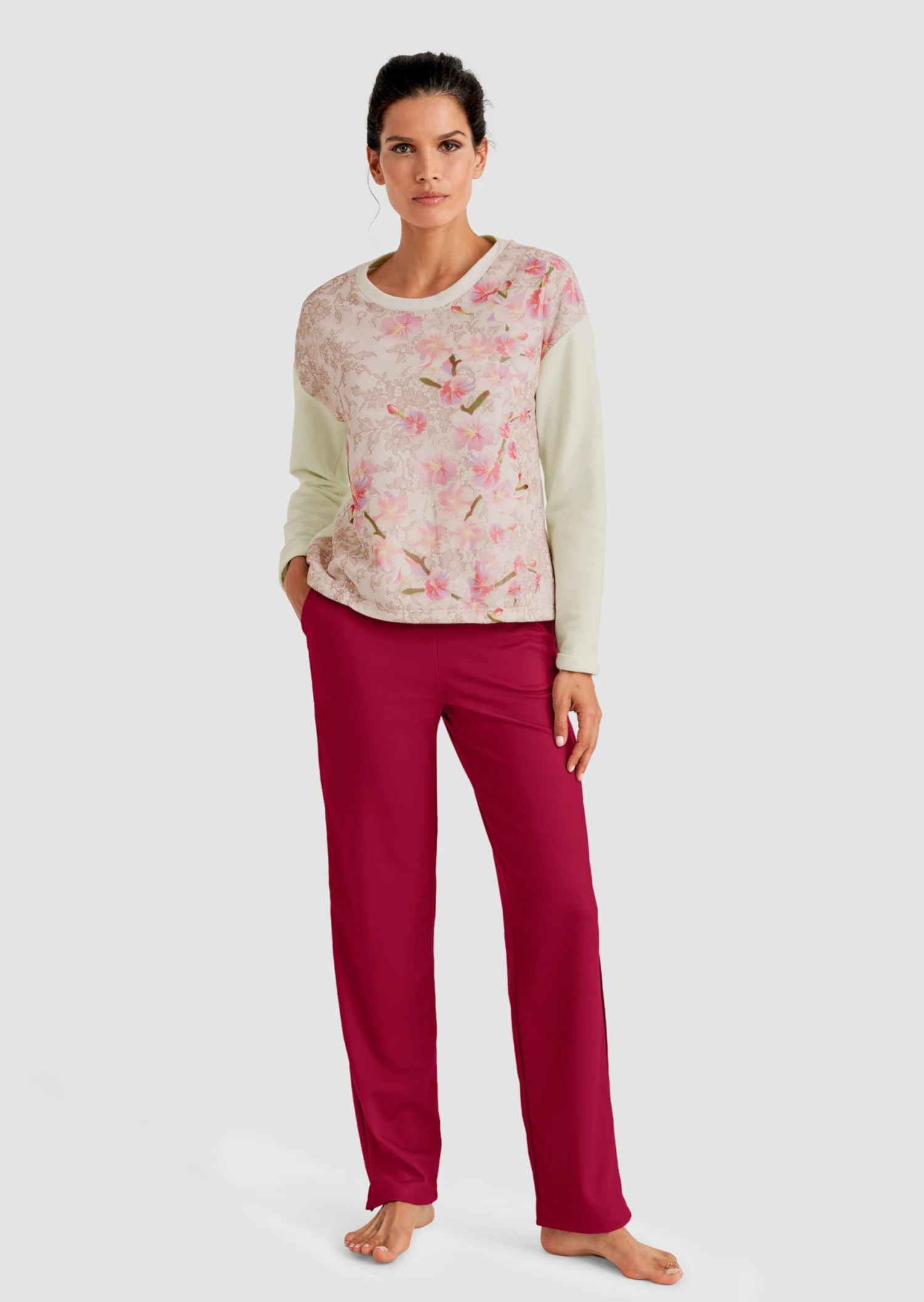 Loungepants Mit Edlem Satinstreifen Himbeerpink 4 Loungepants Mit Edlem Satinstreifen Himbeerpink – Bild 2