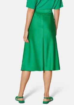 Midirock In Fließender Glanzqualität Apfelgrün 11 Midirock In Fließender Glanzqualität Apfelgrün -Madeleine Mode 698bd9ef2adc35405de6080763c51ac9