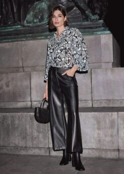 Madeleine Mode -Madeleine Mode 772050c4b8e5d8f88e9daf78f7b37ae9