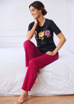Loungepants Mit Edlem Satinstreifen Himbeerpink 13 Loungepants Mit Edlem Satinstreifen Himbeerpink -Madeleine Mode 8f091da9bea725a94d2323e24bc09607