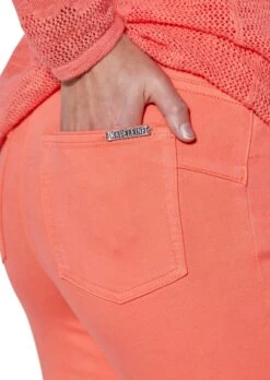 Jeans Mit Feinem Fransensaum Koralle 11 Jeans Mit Feinem Fransensaum Koralle -Madeleine Mode a52a63d0f73a95e294f57222c93b49d2