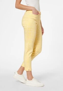 JACQUARD IN ZIGARET - Stoffhose - Pastellvanille Wollweiß -Madeleine Mode a6f2040176664dfc935f0f6f9751a191