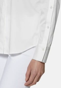 TALBOT RUNHOF MIT ÄRMEL-KNOPFLEISTE - Hemdbluse - Wollweiß -Madeleine Mode a938db80fac046589ff18c25d6e51514