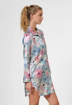 BEDRUCKTES SLEEP AUS EDLEM GLANZ - Nachthemd - Creme/multicolor -Madeleine Mode af7c59d1e08549898161eb0c726ac1ba