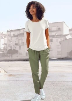 Shirt Mit Edlen Glitzerakzenten Wollweiß -Madeleine Mode bd0145ab1195bbab30862907ae5ebf65