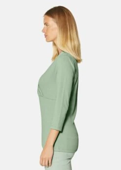 Shirt Mit 3/4-Ärmeln Und Modischer Raffung Hellsalbeigrün -Madeleine Mode c90100979367371b0c4061c316d0bd54