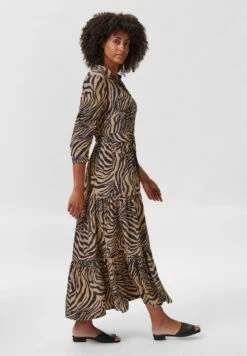 MIT ANIMALPRINT UND STUFENVOLANTS - Maxikleid - Schwarz/sandbraun -Madeleine Mode cd45e11de31545a3aa199db8b6012940