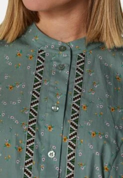 MIT MILLES-FLEURS-PRINT UND KURZEN PUFFÄRMELN - Hemdbluse - Light Green 12 MIT MILLES-FLEURS-PRINT UND KURZEN PUFFÄRMELN - Hemdbluse - Light Green -Madeleine Mode e13a872a9145493aaa84431588406b02