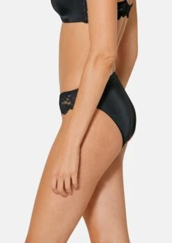 Slip. 2-Stück-Packung Schwarz -Madeleine Mode e30f64fcbb084eb966d5cafe1eafe2bb