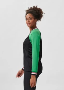 Sweatshirt Im Colourblocking-Stil Hellsmaragd / Schwarz 11 Sweatshirt Im Colourblocking-Stil Hellsmaragd / Schwarz -Madeleine Mode e51deab55711002e4b129828464ed266