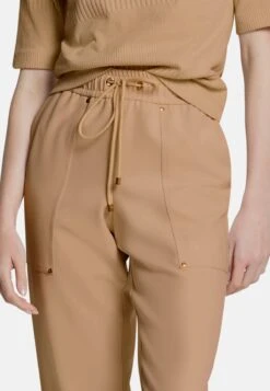 EDLE - Jogginghose - Muskatbraun -Madeleine Mode e88704b9f2bc456fa8d9b9279c6a647f