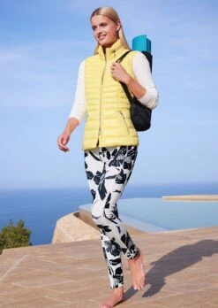 Steppweste Mit Edlem Glanz Zitronensorbet -Madeleine Mode e9f978947c3e87978675b0bdd2461b75