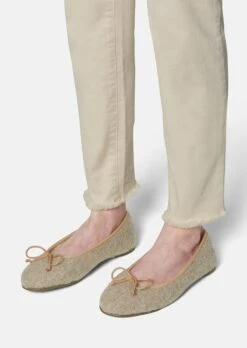 Ballerina Aus Schurwoll-Walk Helltaupe