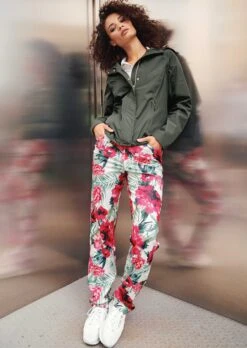 Relax-Hose Aus Wärmeisolierendem Scuba Creme / Multicolor -Madeleine Mode f543e3cf8aacef956e504763e4b38830