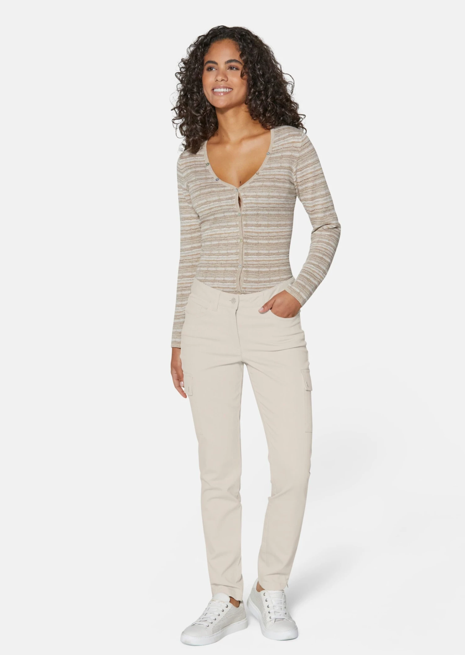 Schlanke Cargo-Jeans Kitt 4 Schlanke Cargo-Jeans Kitt – Bild 2