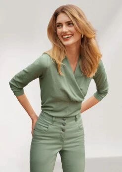 Shirt Mit 3/4-Ärmeln Und Modischer Raffung Hellsalbeigrün -Madeleine Mode fbd35ab7335d01164f81b46ac58f96ab